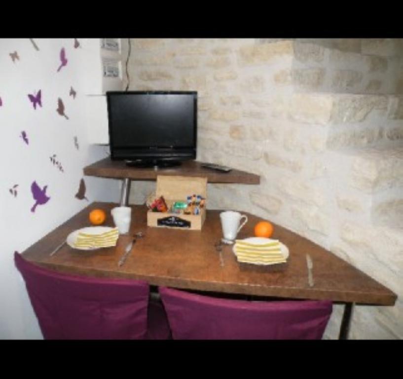 Gite Lorengrain Bruyeres-et-Montberault Номер фото