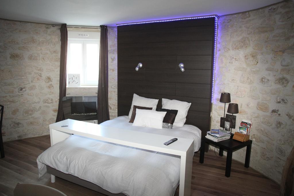 Gite Lorengrain Bruyeres-et-Montberault Екстер'єр фото